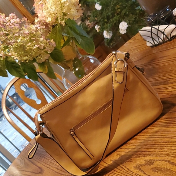 Purse - Picture 2 of 5